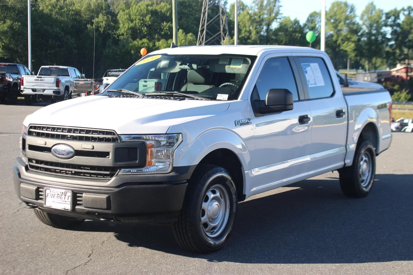 Used 2020 White Ford XL image 3