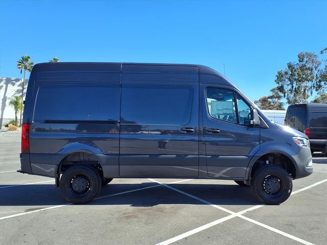 New 2026 Gray Mercedes-Benz Cargo 144 WB image 23