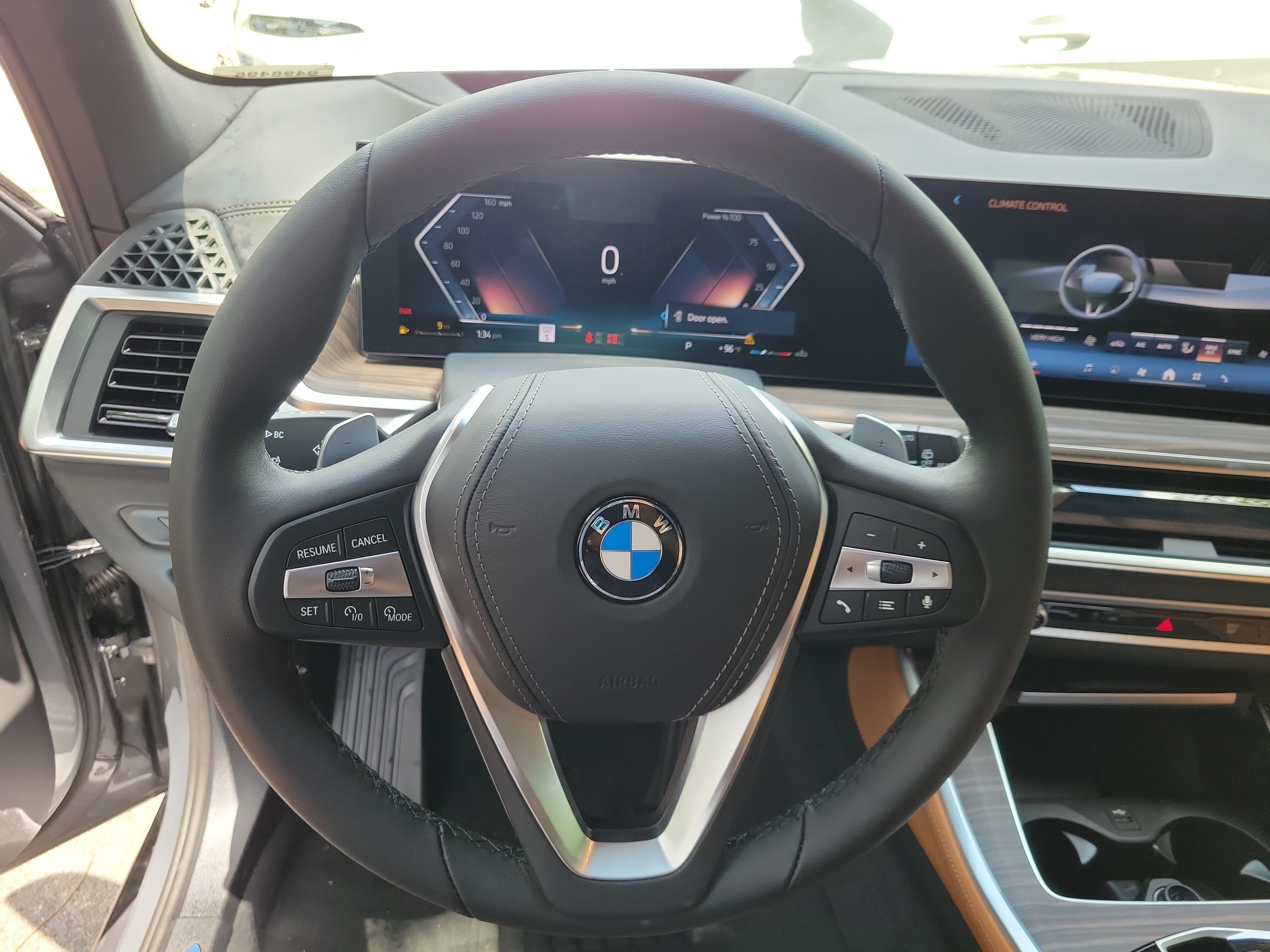 New 2026 Skyscraper Grey Metallic BMW sDrive40i image 18