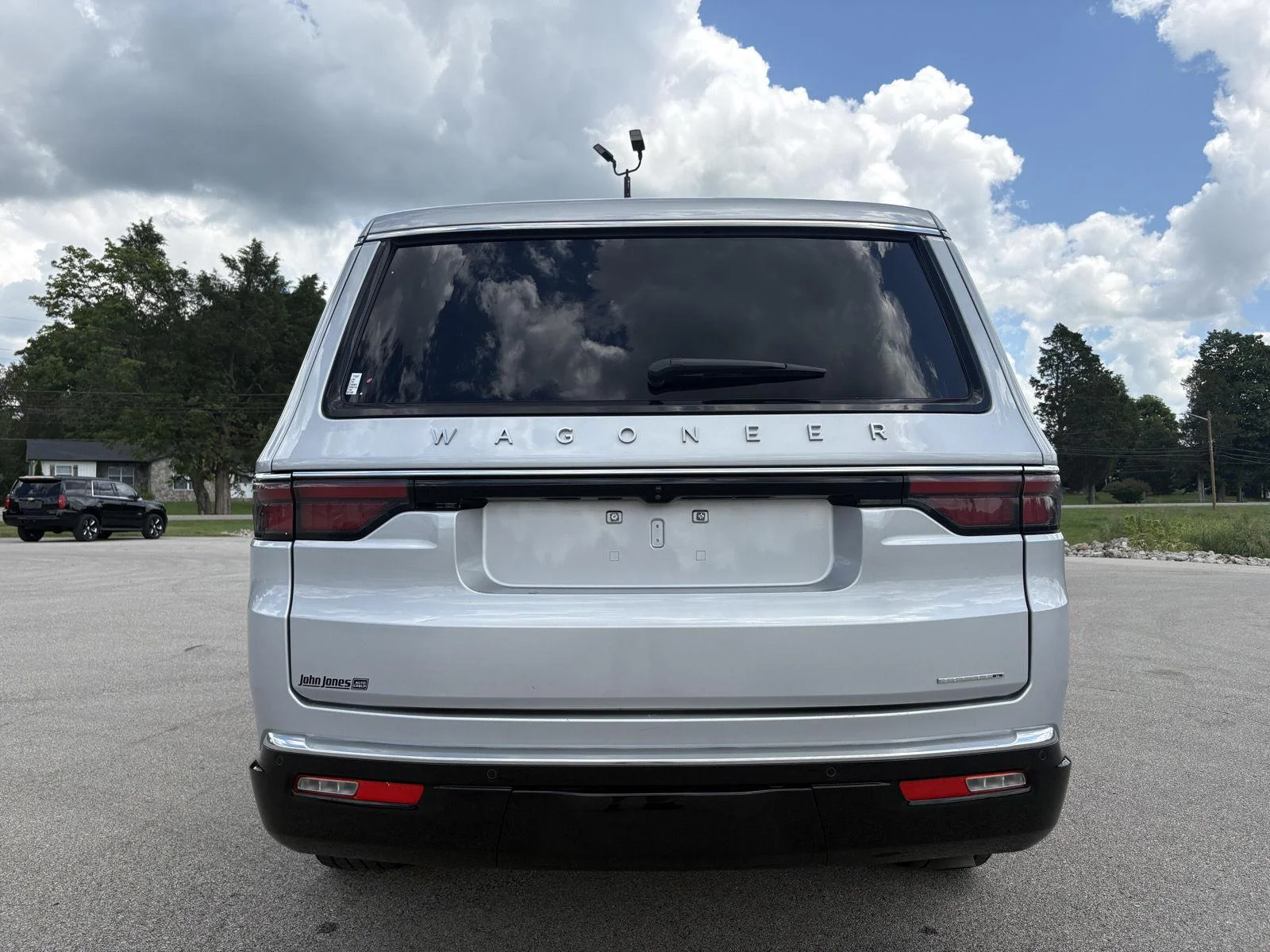 Used 2024 Baltic Gray Metallic Clearcoat Jeep Series II image 21