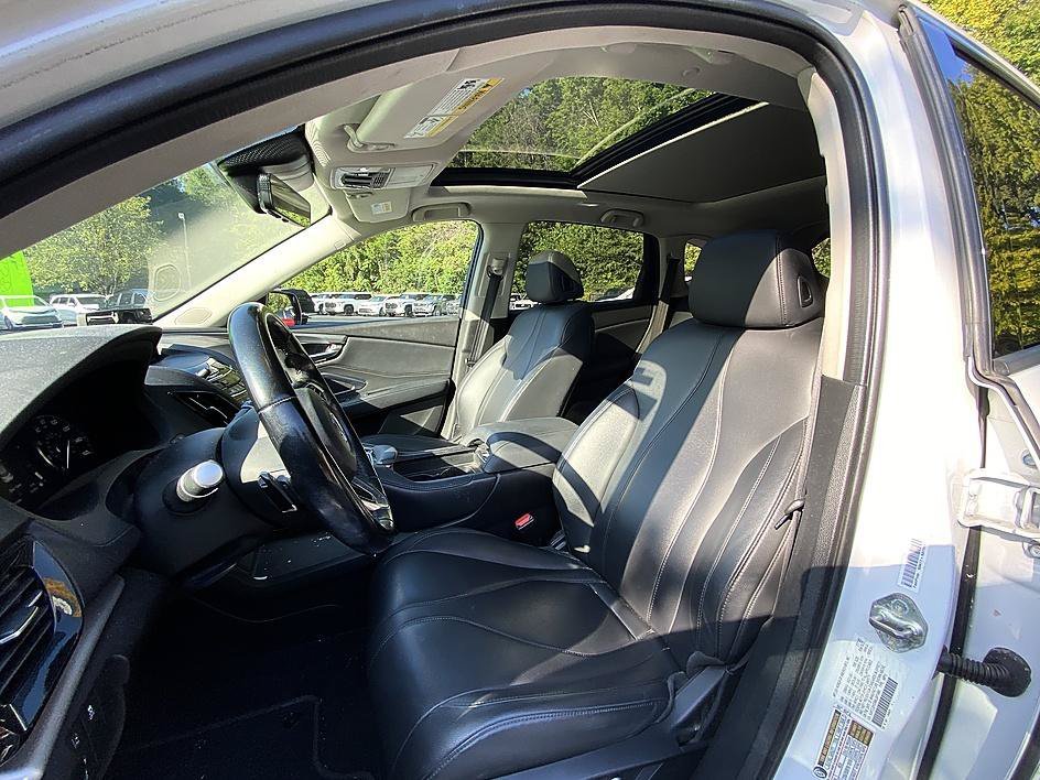 Used 2021 Platinum White Pearl Acura Base image 35