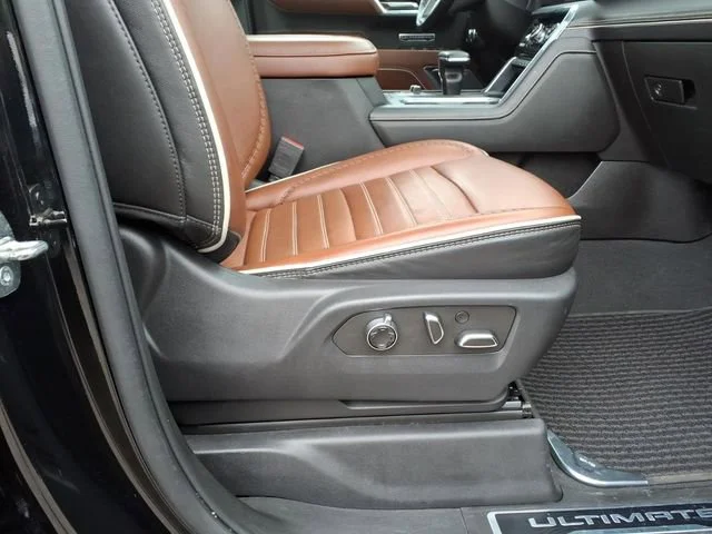 Used 2023 Onyx Black GMC Denali Ultimate image 16
