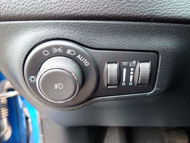 Certified Used 2021 Blue Jeep Latitude image 20