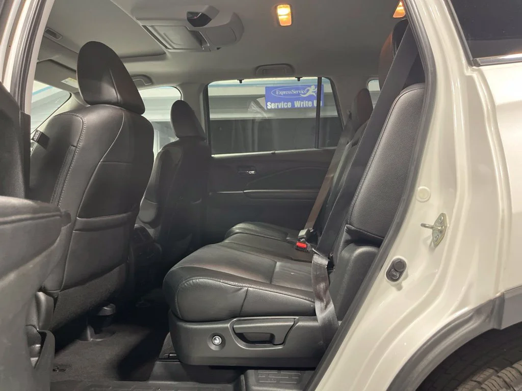 Certified Used 2020 Platinum White Pearl Honda Touring image 35