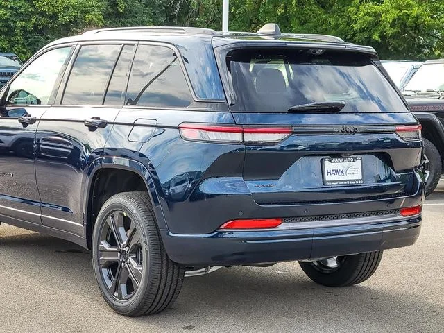 New 2027 Fathom Blue Pearl-Coat Paint Jeep Limited Reserve image 6
