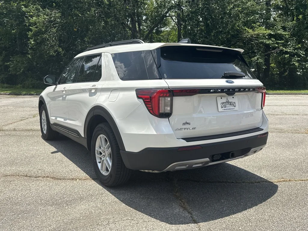 New 2026 White Ford Active image 5