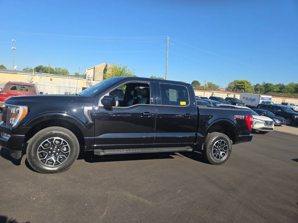 Used 2023 Black Ford Lariat image 10