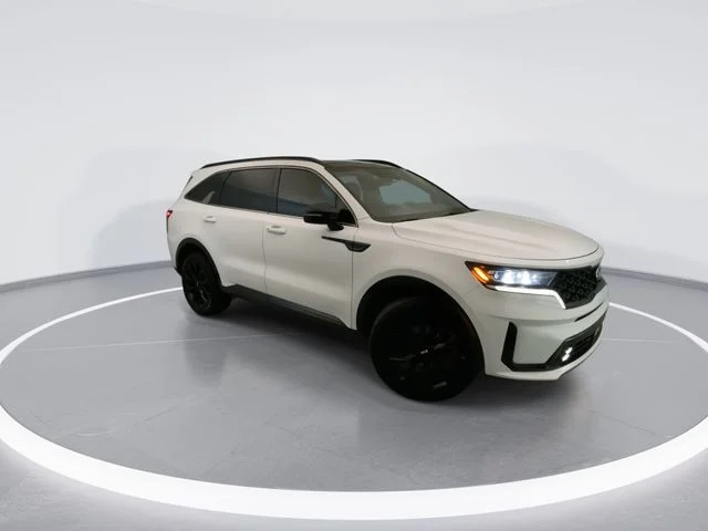 Used 2021 White Kia SX image 8