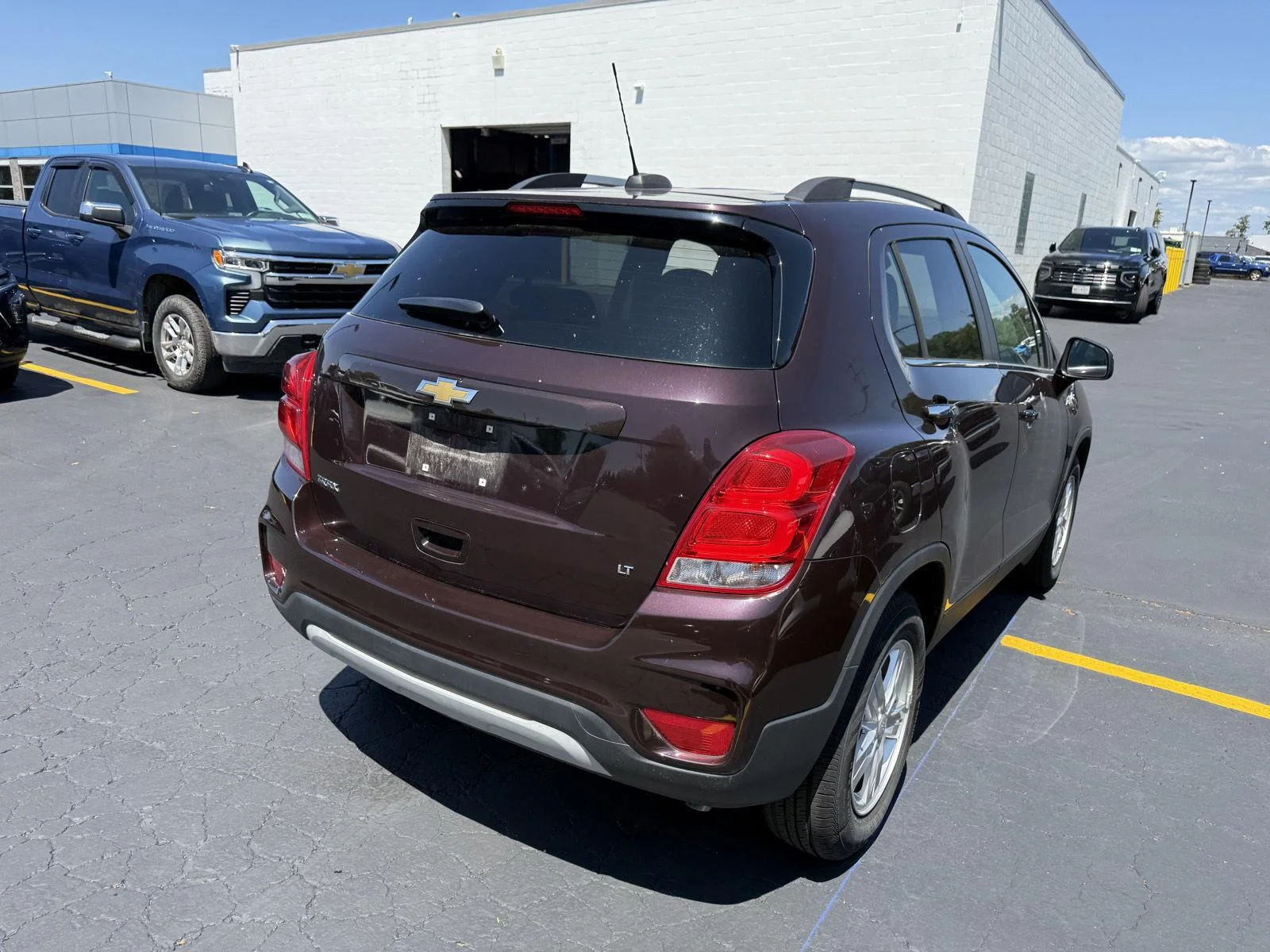 Used 2020 BLACK CHERRY METALLIC Chevrolet LT image 3