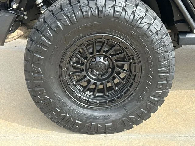 Used 2021 Black Jeep Unlimited Rubicon image 10