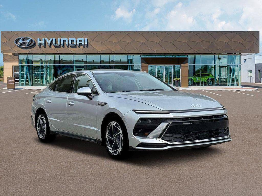 New 2026 Silver Hyundai SEL Sport image 11
