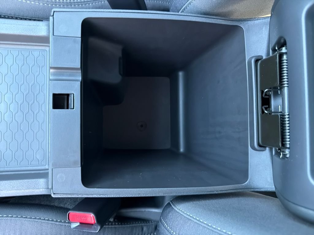 New 2026 Nissan Frontier SV 4D Crew Cab