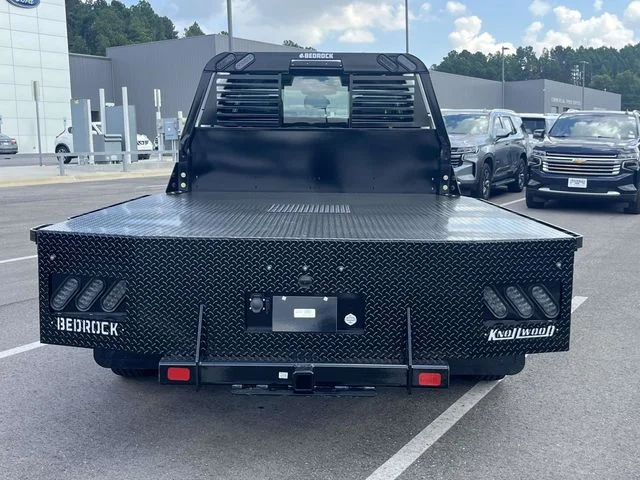 New 2026 Oxford White Ford XL image 4