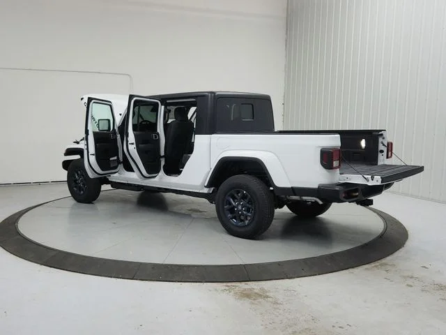 New 2026 Bright White Clear-Coat Exterior Paint Jeep 85th Anniversary Edition image 13