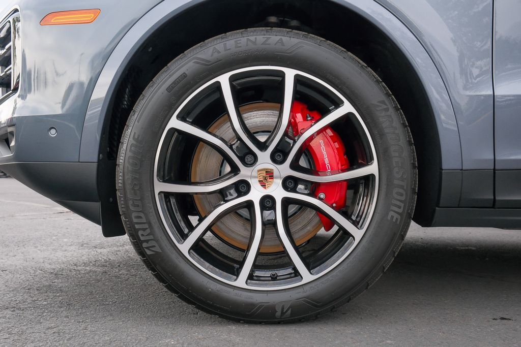 2026 Porsche Cayenne S - Photo 31
