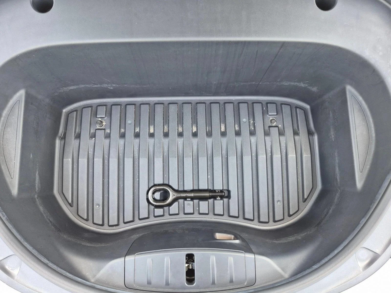 Used 2023 Pearl White Multi-Coat Tesla  image 23