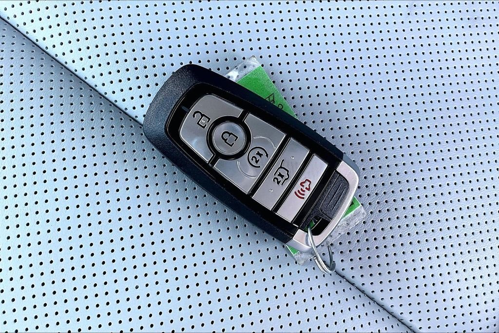 2026 Ford Explorer Platinum - Photo 34