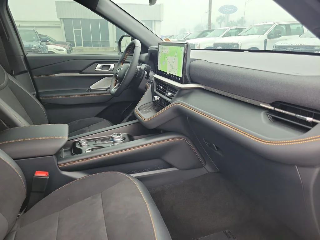 New 2026 Gray Ford Tremor image 34