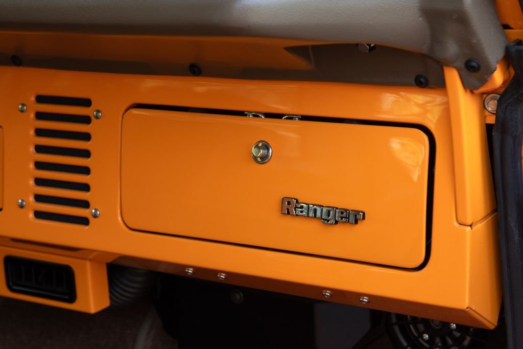 Used 1974 Orange Ford Ranger image 29