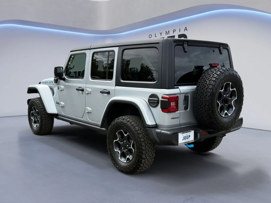 Used 2023 Silver Jeep Rubicon 4xe image 3
