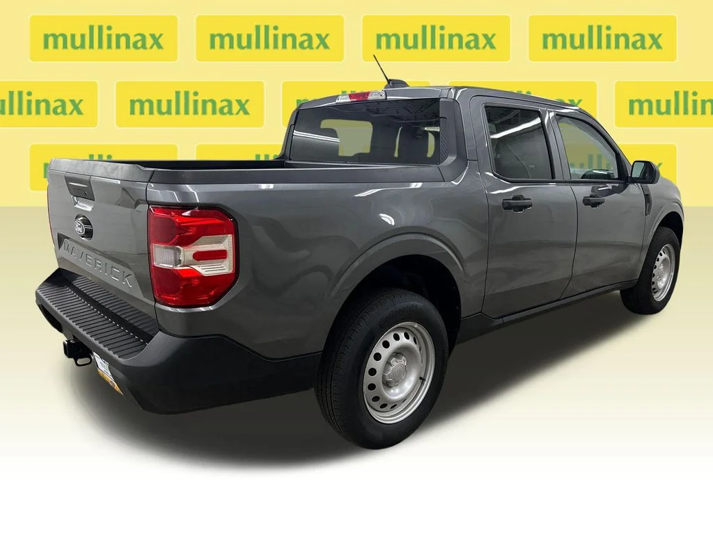 New 2026 Gray Ford XL image 3
