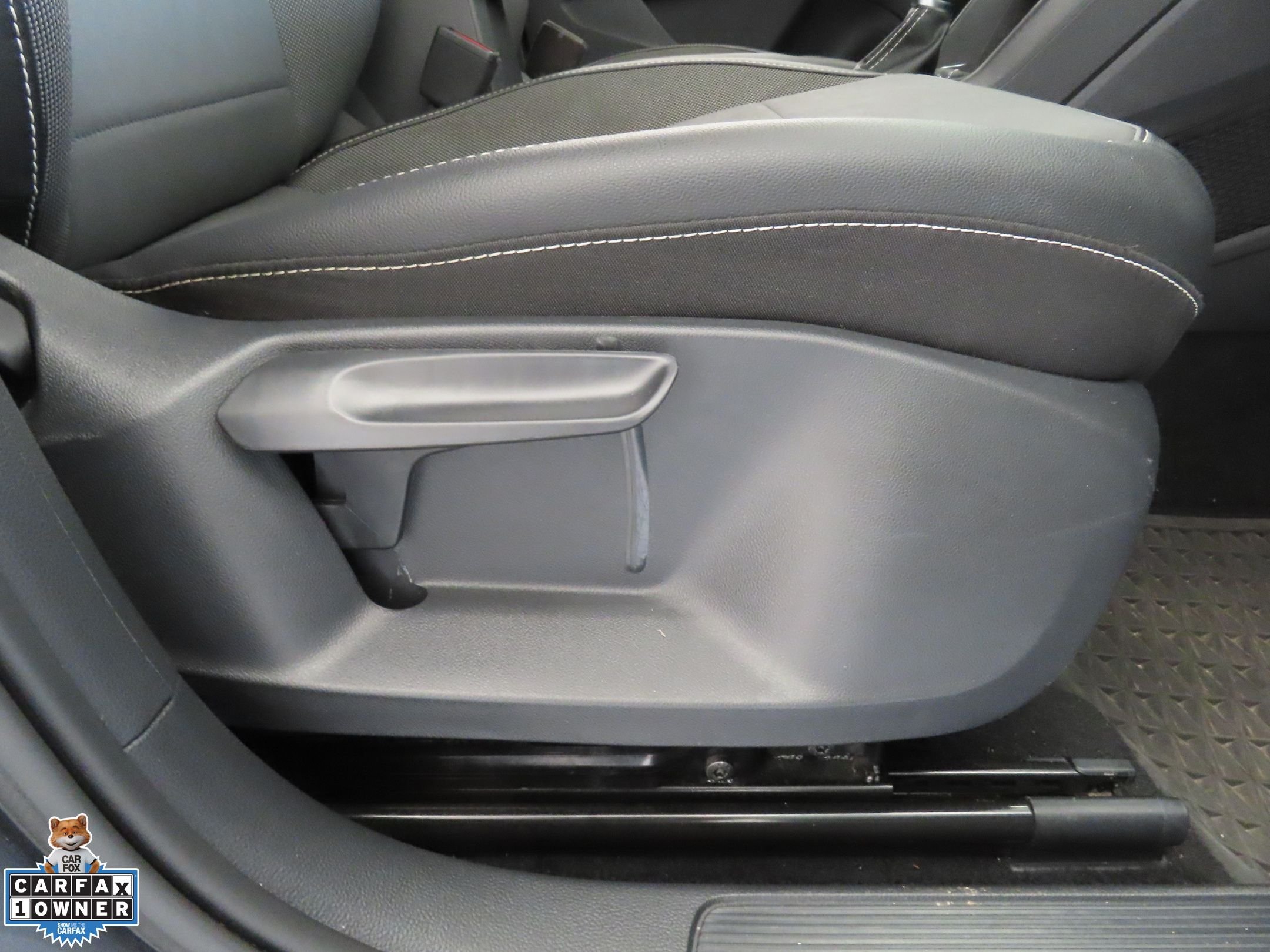 Certified Used 2023 Gray Volkswagen 1.5T SE image 26