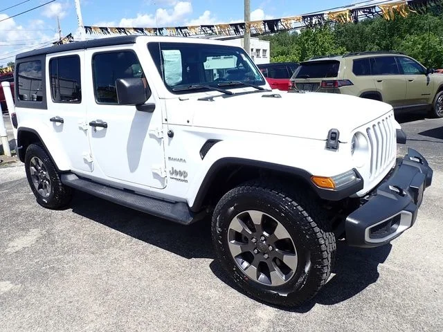 Used 2018 White Jeep Unlimited Sahara image 11