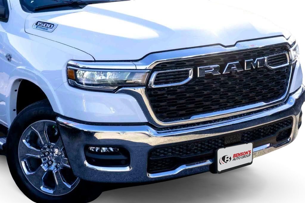 New 2026 Bright White Clear-Coat Exterior Paint RAM Big Horn/Lone Star image 3