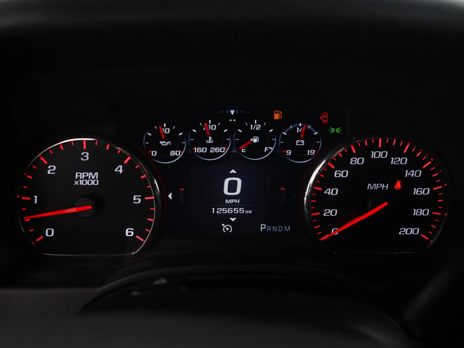 Used 2015 White GMC Denali image 32