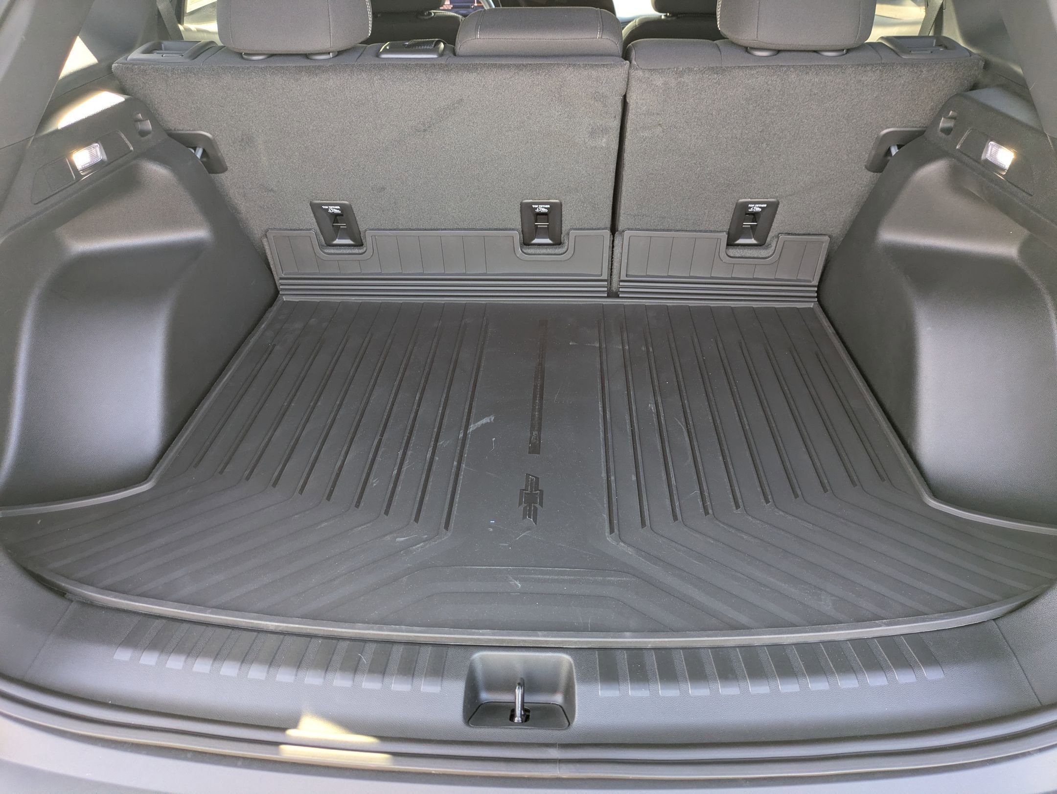 Used 2026 Sterling Gray Metallic Chevrolet LT image 26