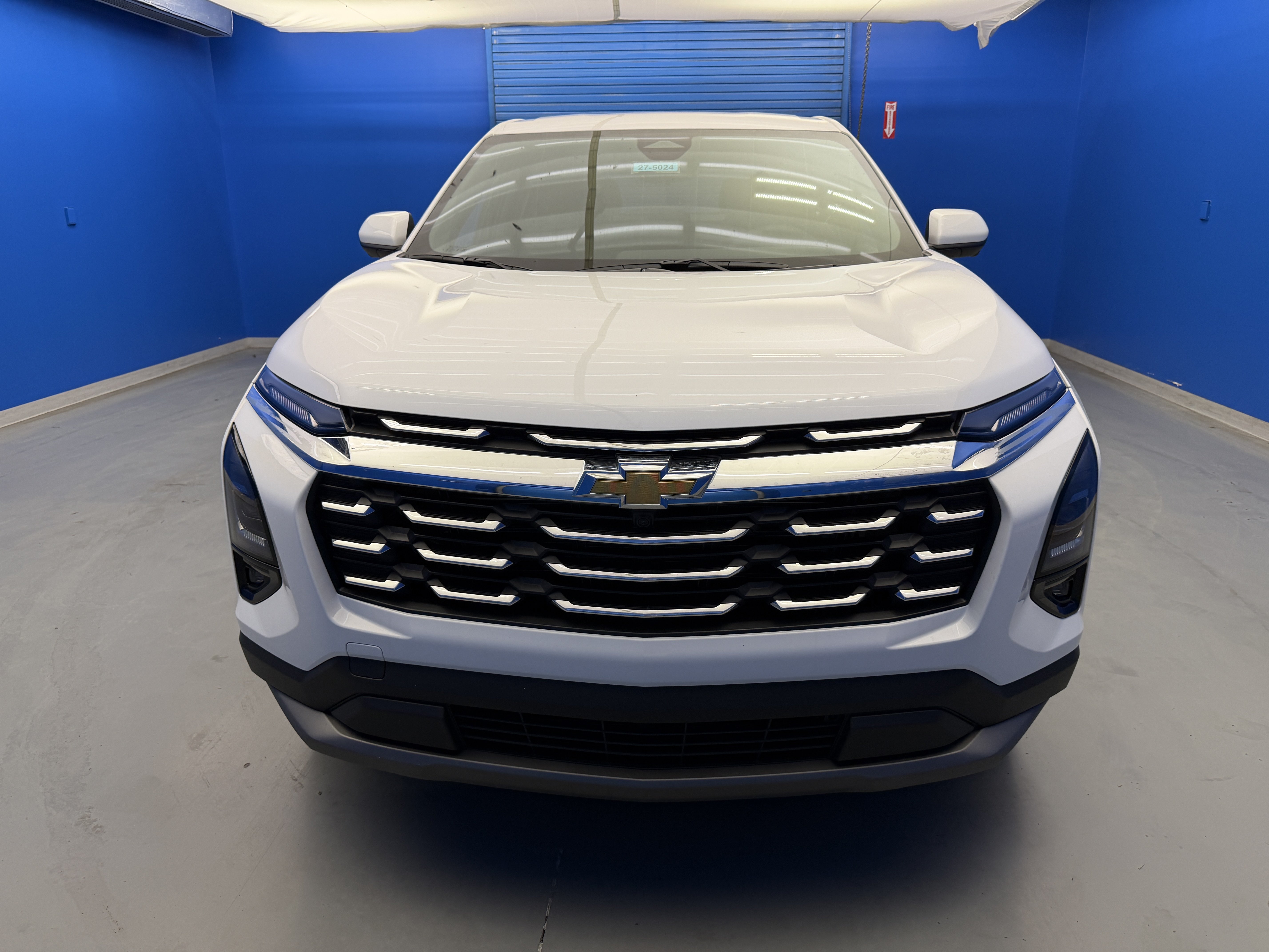 2027 Chevrolet Equinox LT - Photo 3