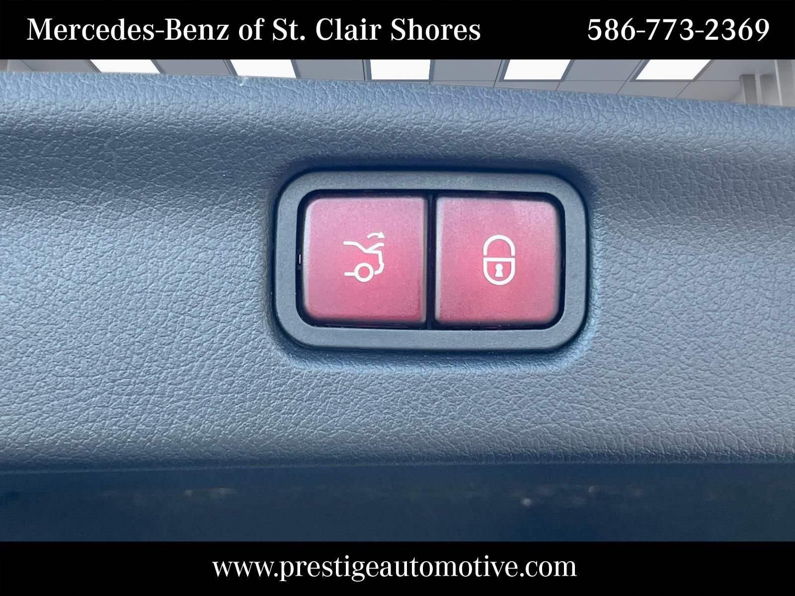 Certified Used 2023 White Mercedes-Benz C 300 image 15