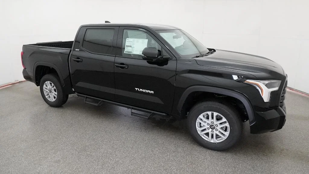 New 2026 Midnight Black Metallic Toyota SR5 image 24