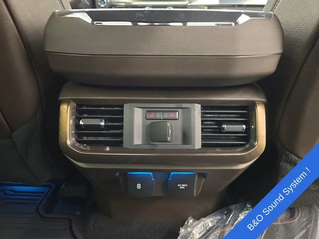 New 2026 Carbonized Gray Metallic Ford King Ranch® image 15