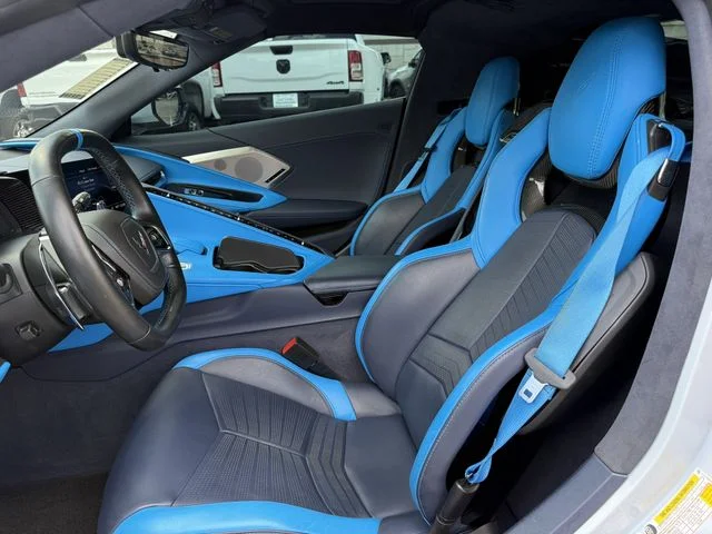 Used 2020 White Chevrolet Stingray image 22