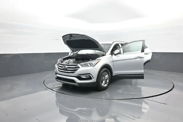 Used 2018 Sparkling Silver Hyundai 2.4 Base image 25