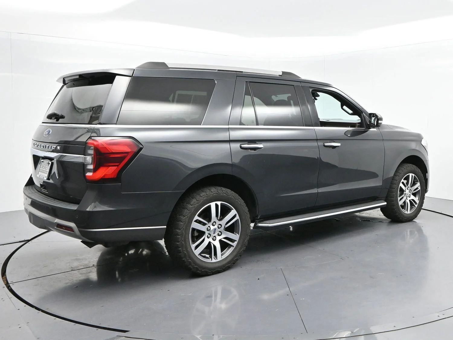 Used 2022 Dark Matter Gray Ford Limited image 7