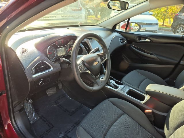 Used 2016 Red Chevrolet LT image 10