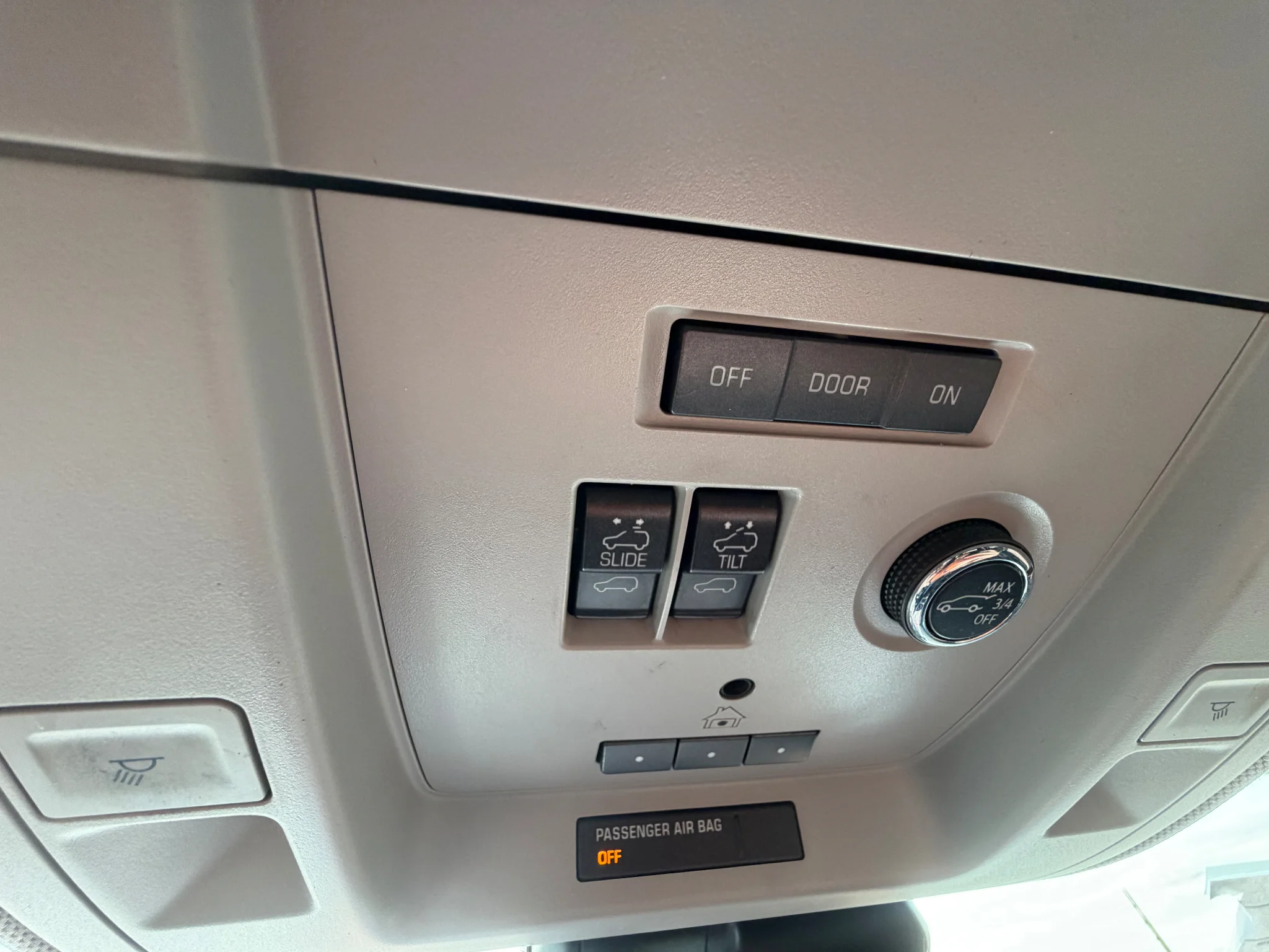 Used 2020 Quicksilver Metallic GMC SLT image 20