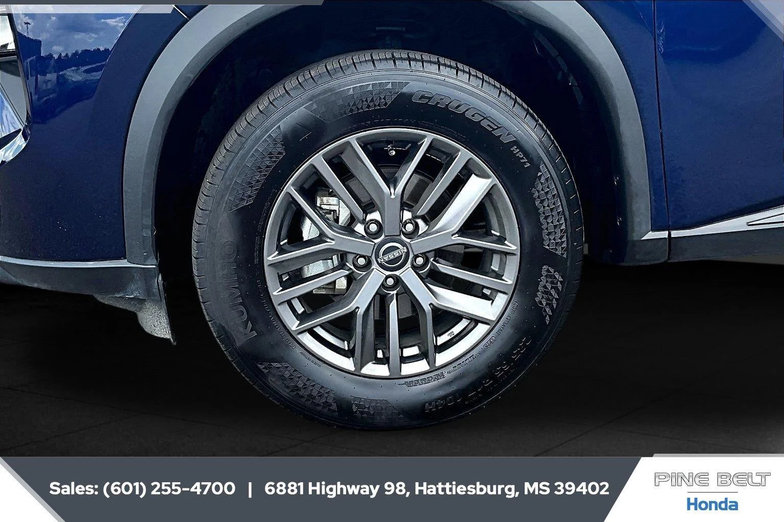 Used 2026 Deep Ocean Blue Pearl Nissan SV image 7
