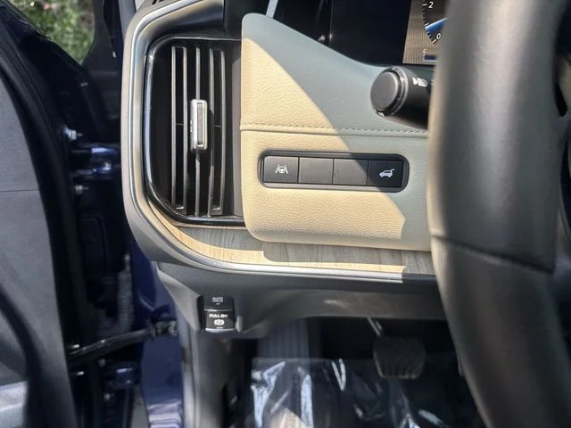 Used 2025 Blue Nissan Platinum image 28
