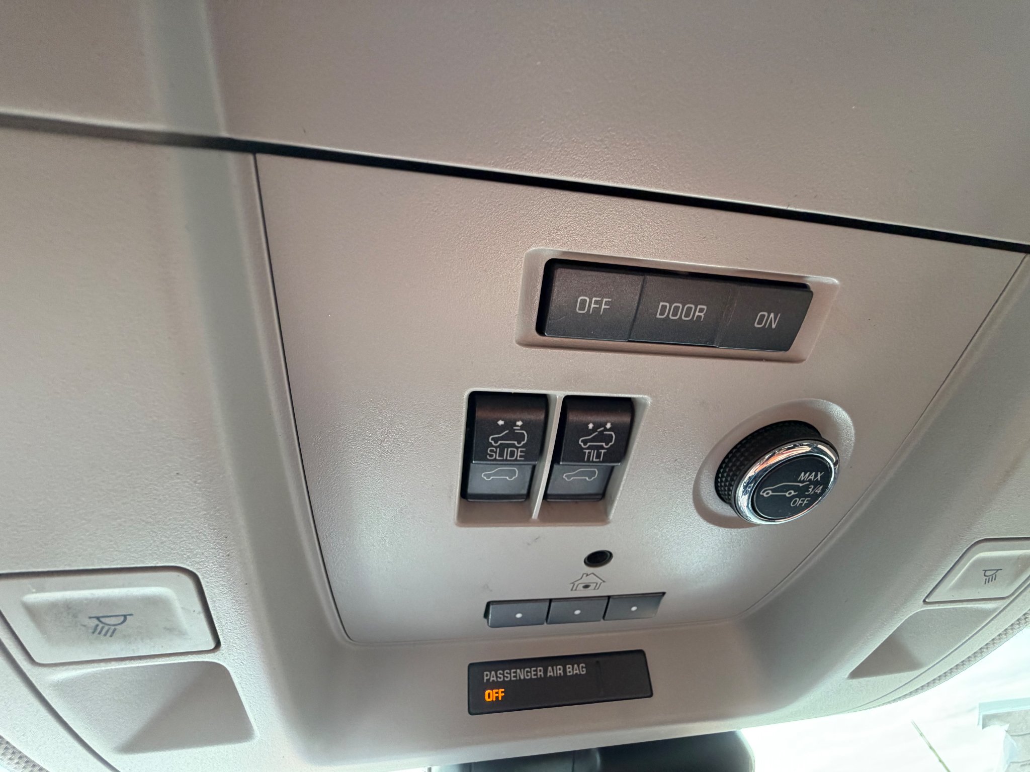 Used 2020 Quicksilver Metallic GMC SLT image 20