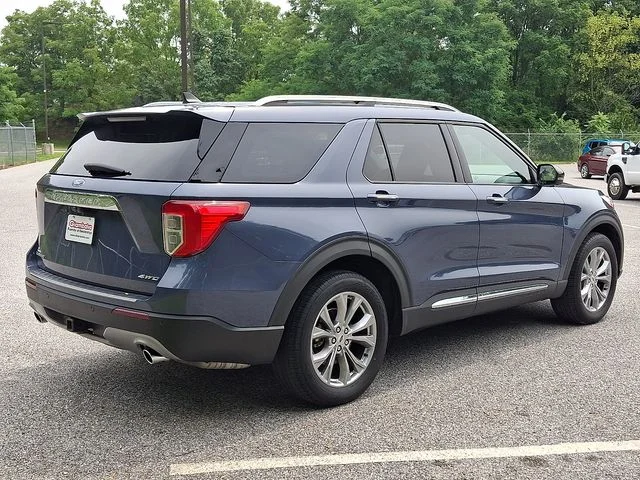 Used 2021 Blue Ford Limited image 2