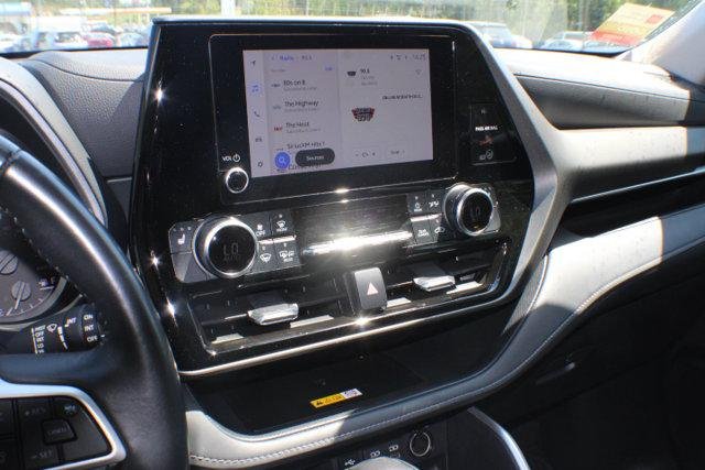 Certified Used 2024 MAGNETIC GRAY MET. Toyota  image 11