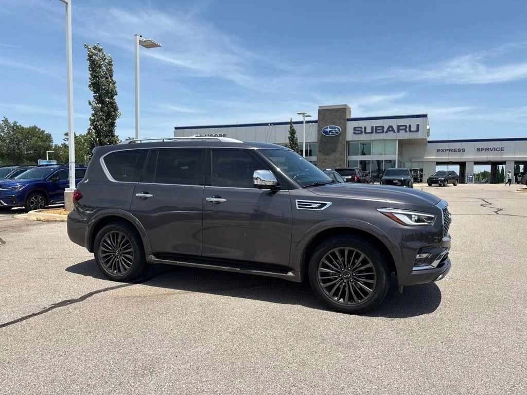 Used 2023 Gray INFINITI Sensory image 1