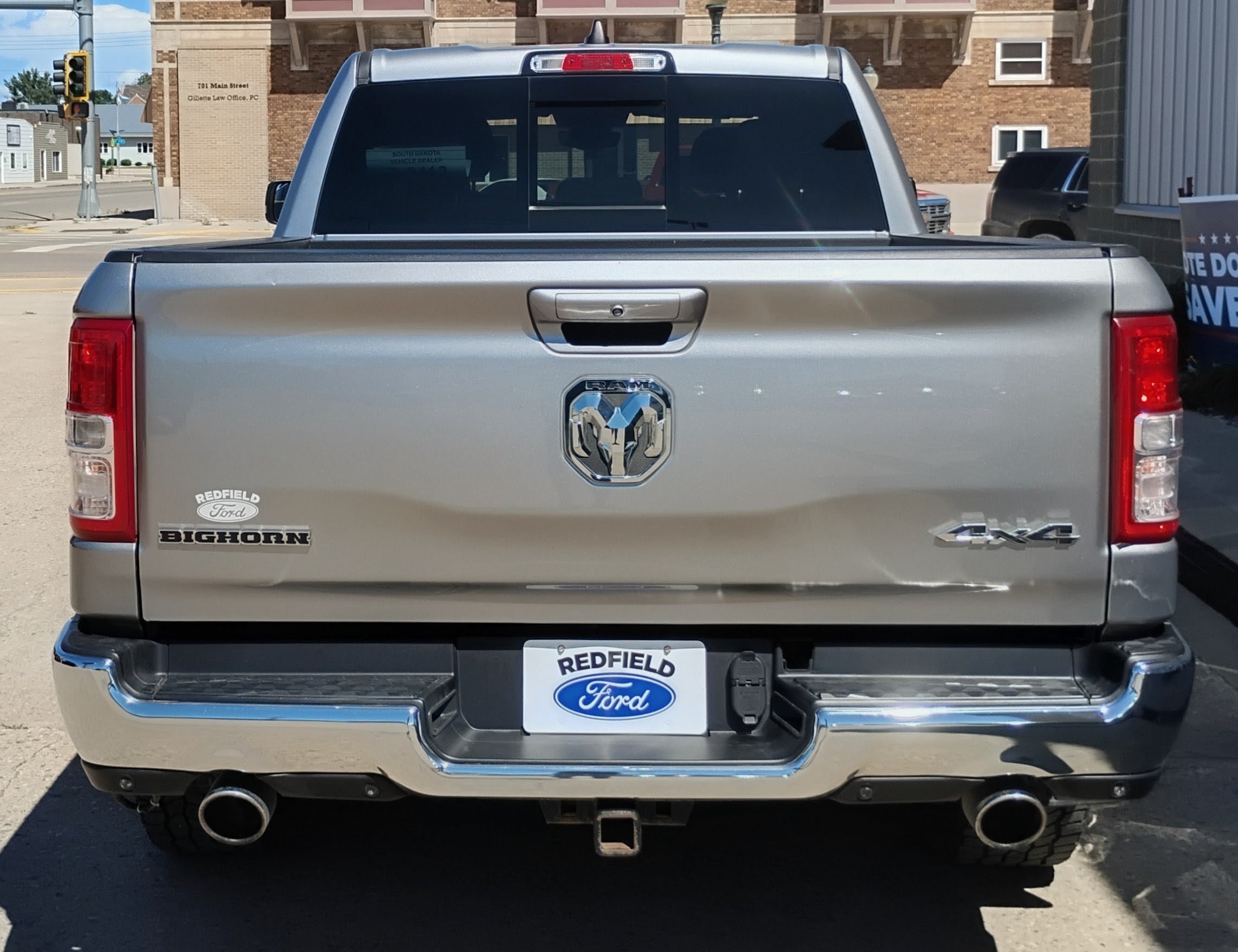 Used 2018 Granite Crystal Metallic Clearcoat Ram Big Horn image 7