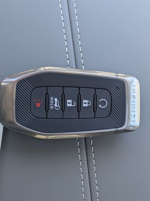 New 2027 GRAPHITE SHADOW INFINITI Luxe FWD image 34