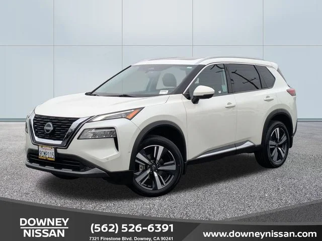 2022 Nissan Rogue SL FWD's photo