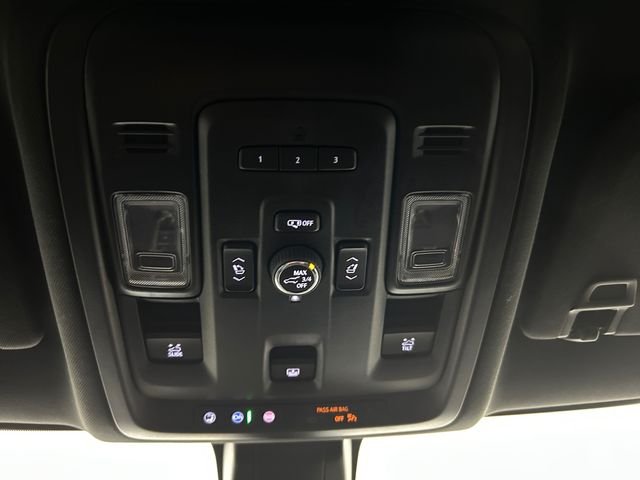 Used 2022 Gray Chevrolet RST image 29