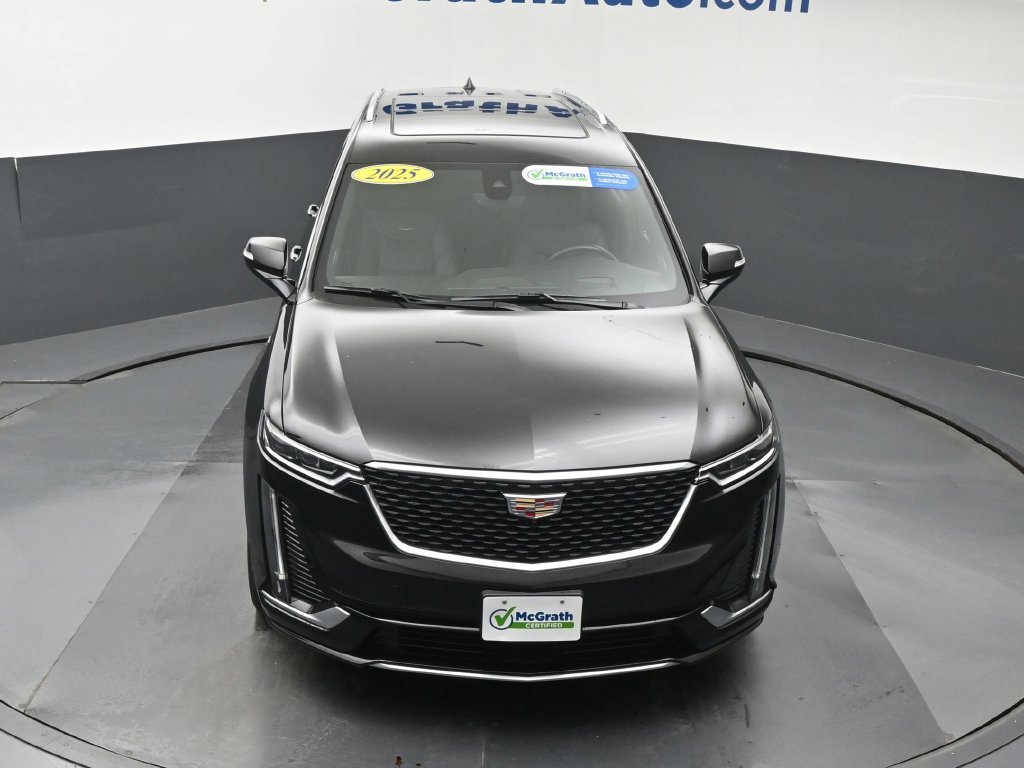 Used 2025 Black Cadillac Premium Luxury image 29